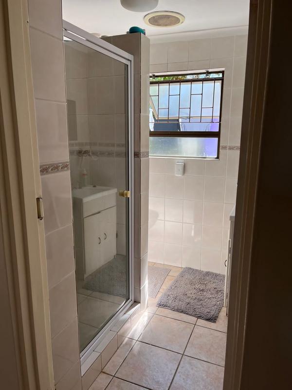 To Let 1 Bedroom Property for Rent in Glen Marine Western Cape